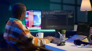 Programador (IRPF): Posso abater despesas na declaração de IR?