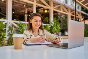 Abertura de CNPJ para trabalhar no Fiverr: como reduzir impostos e emitir notas fiscais ?